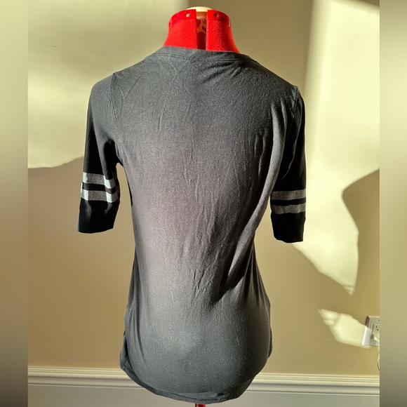 Toronto Maple Leafs support the Troops Tee - Picture 3 of 5